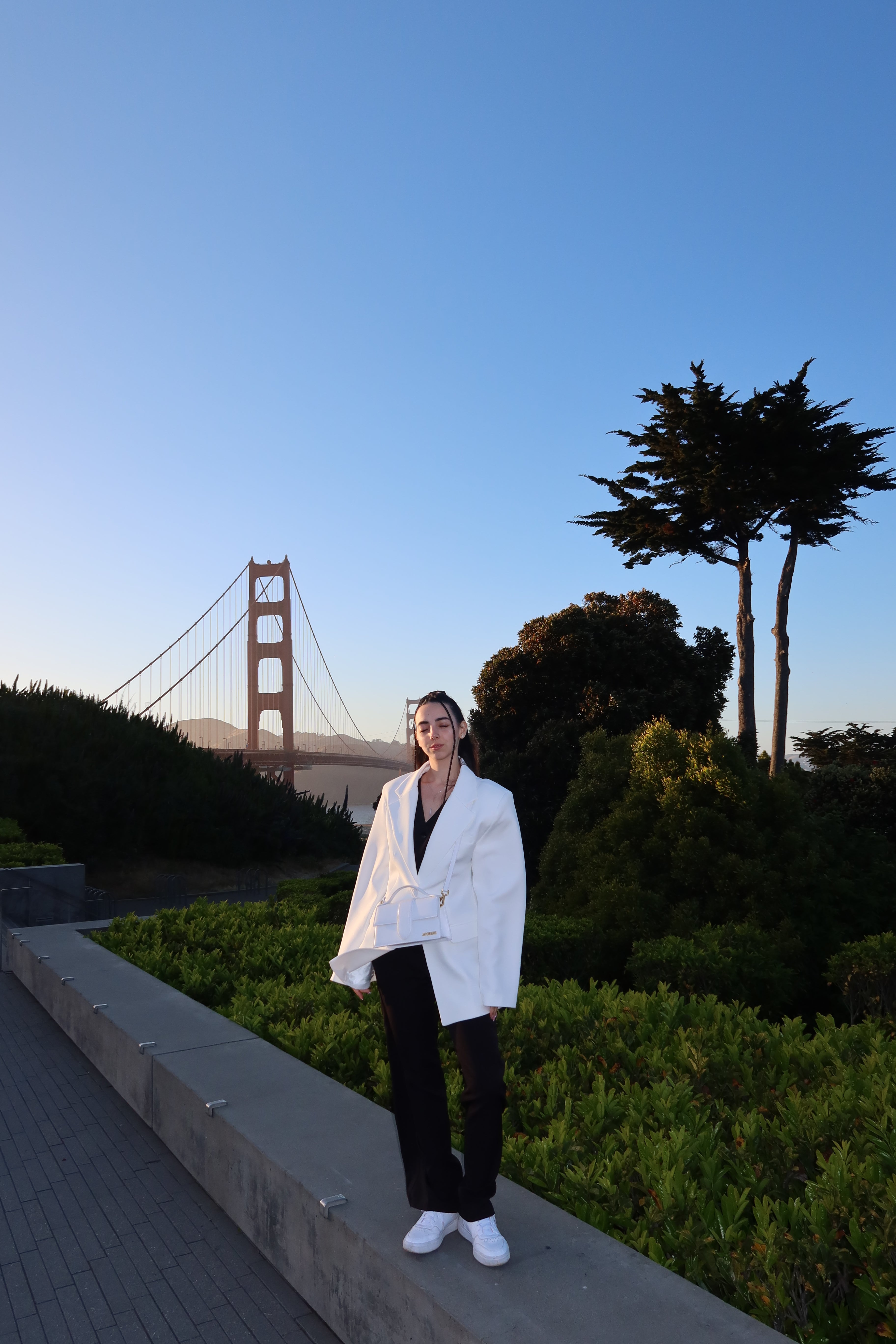 Waist-Emphasizing Blazer