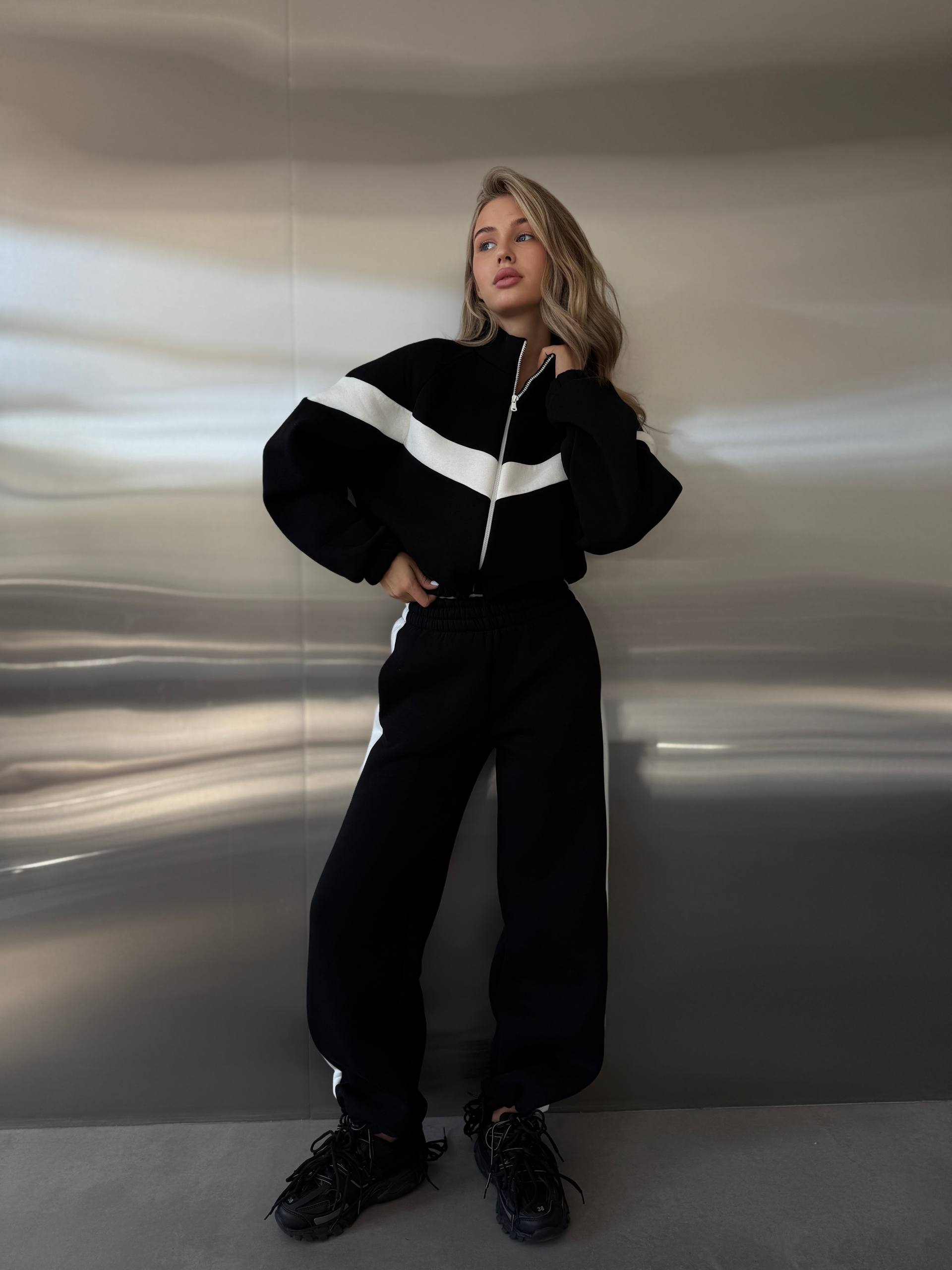 High-Quality Stylish Suit with Accent Inserts