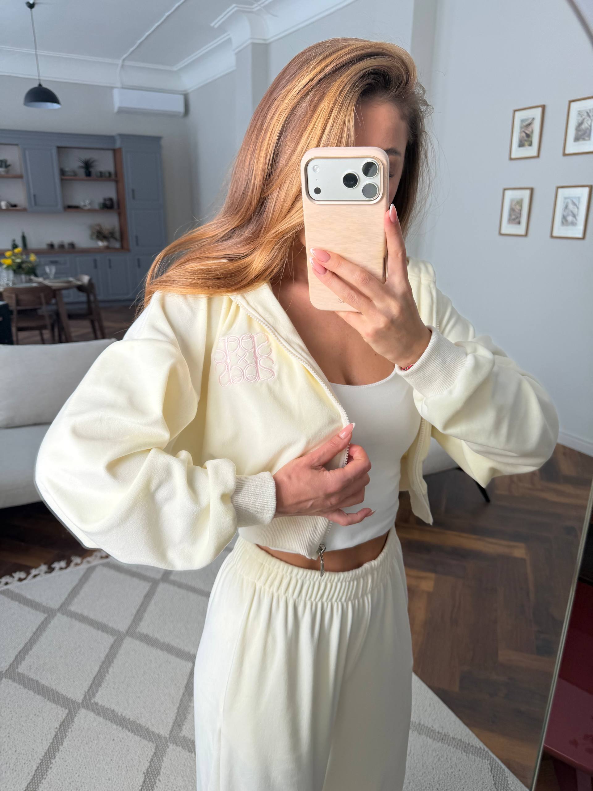 Velour set with embroidery✨