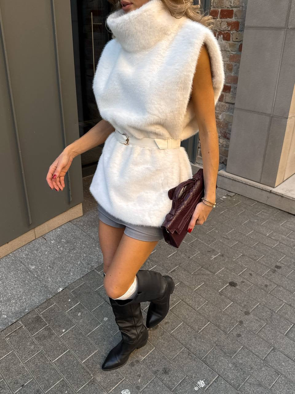 Stylish "Fraga" Vest-Cape