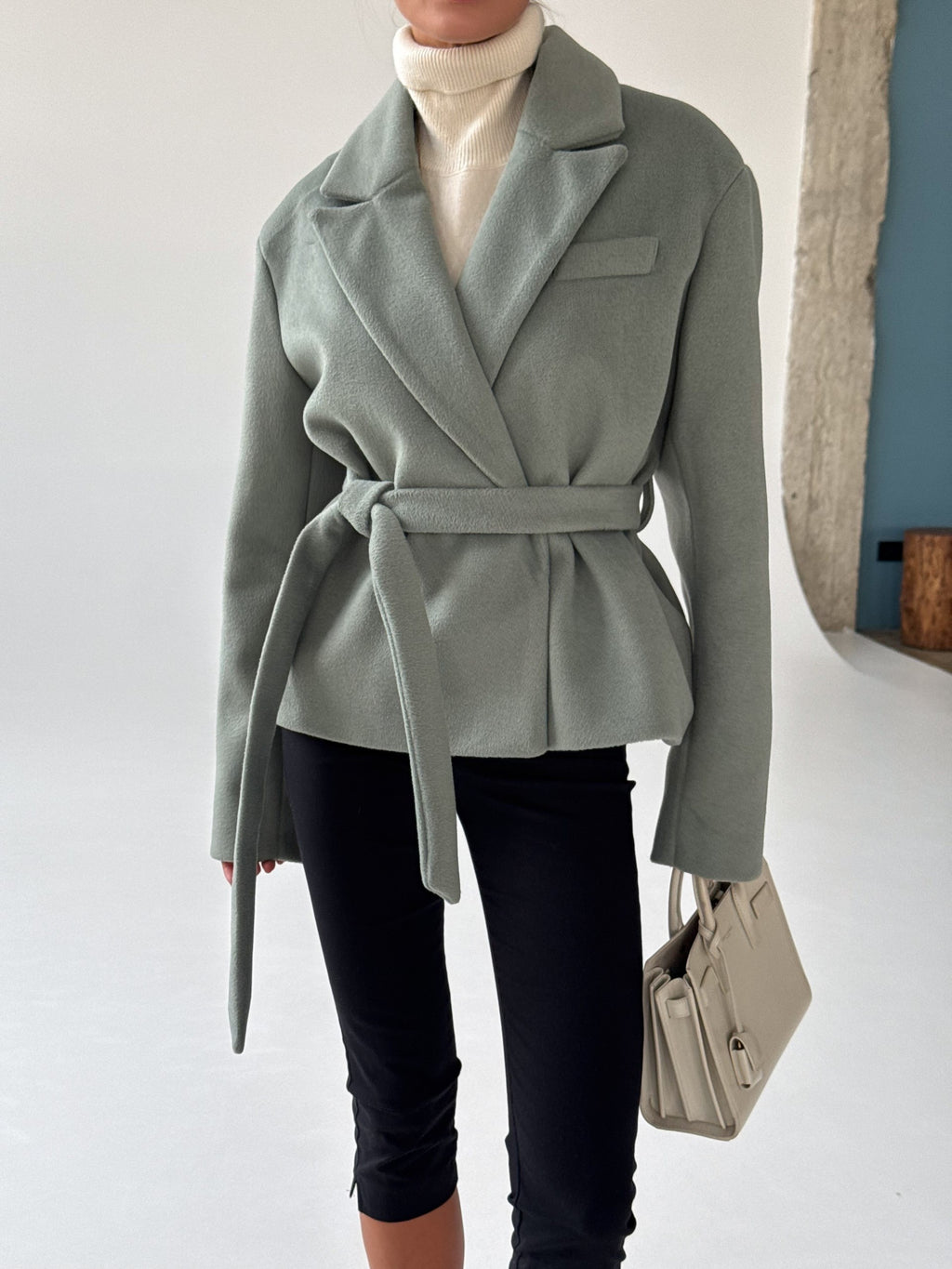 BONG Short Coat