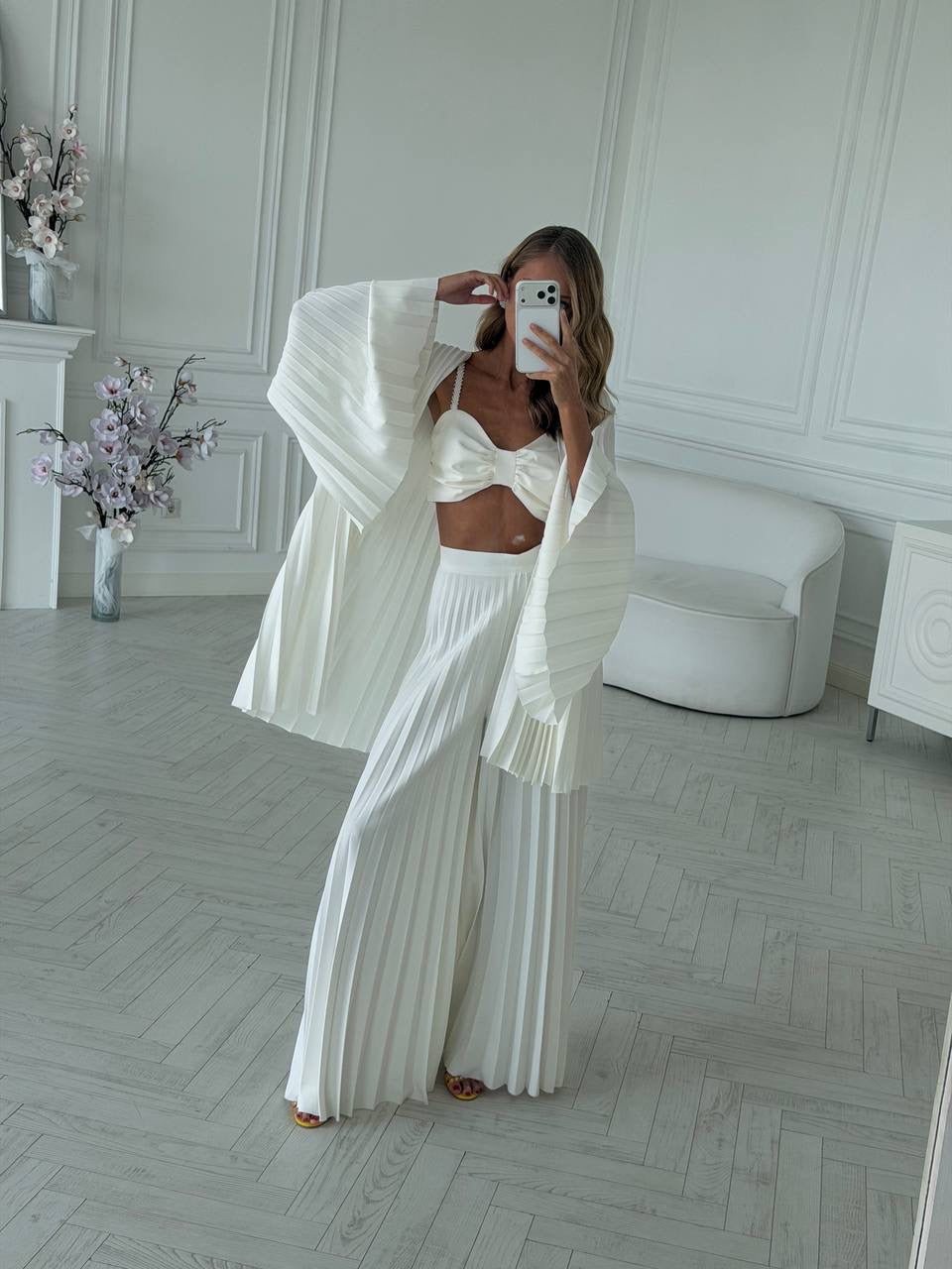 Suit (Cape, Pants, and Top)