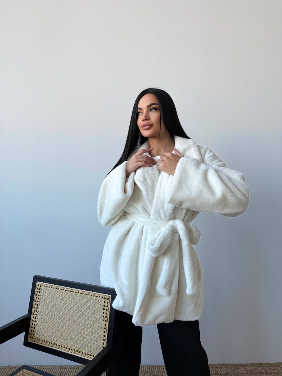 Stylish faux fur coat with lining ✨