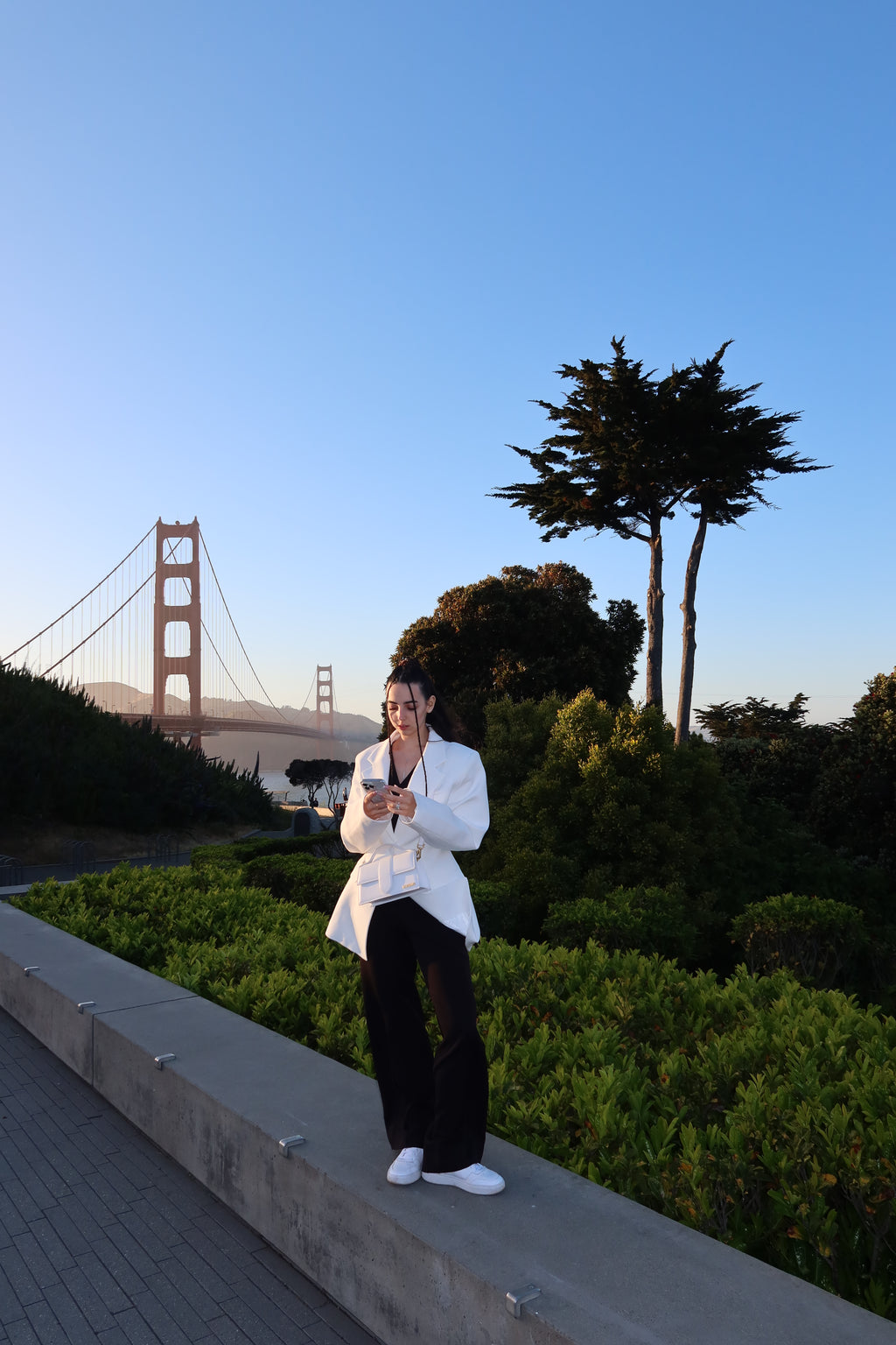 Waist-Emphasizing Blazer