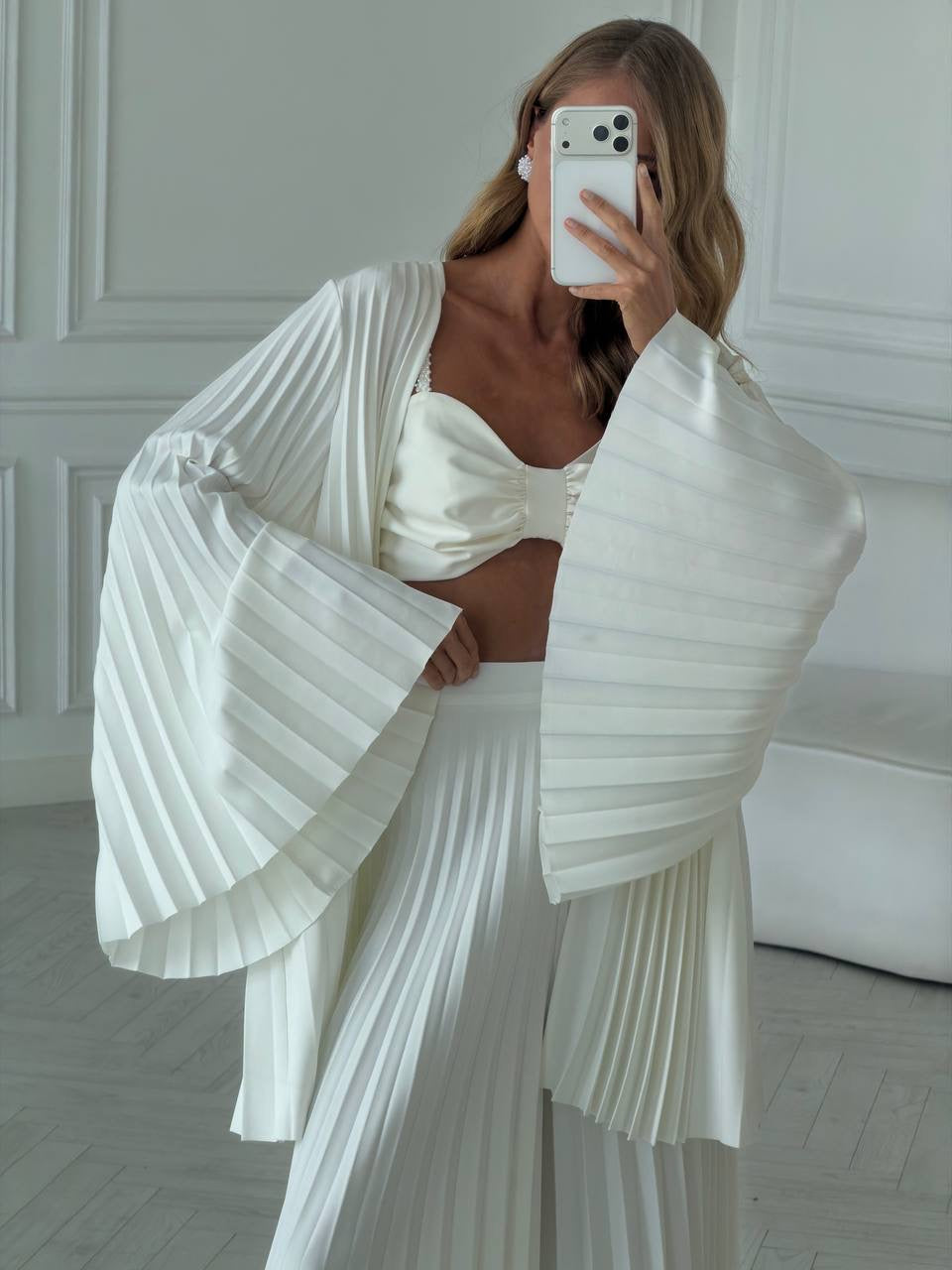 Suit (Cape, Pants, and Top)