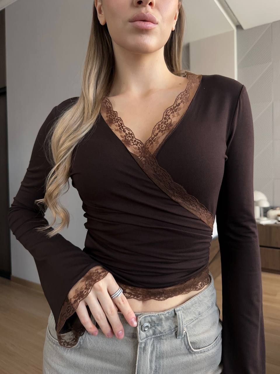 The same trendy lace tops