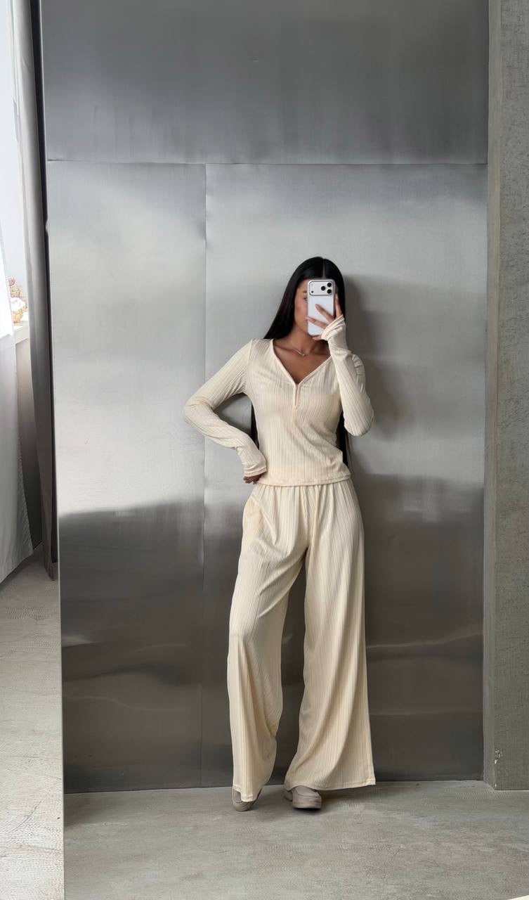 Ribbed Knit Set with Zip-Up Top
