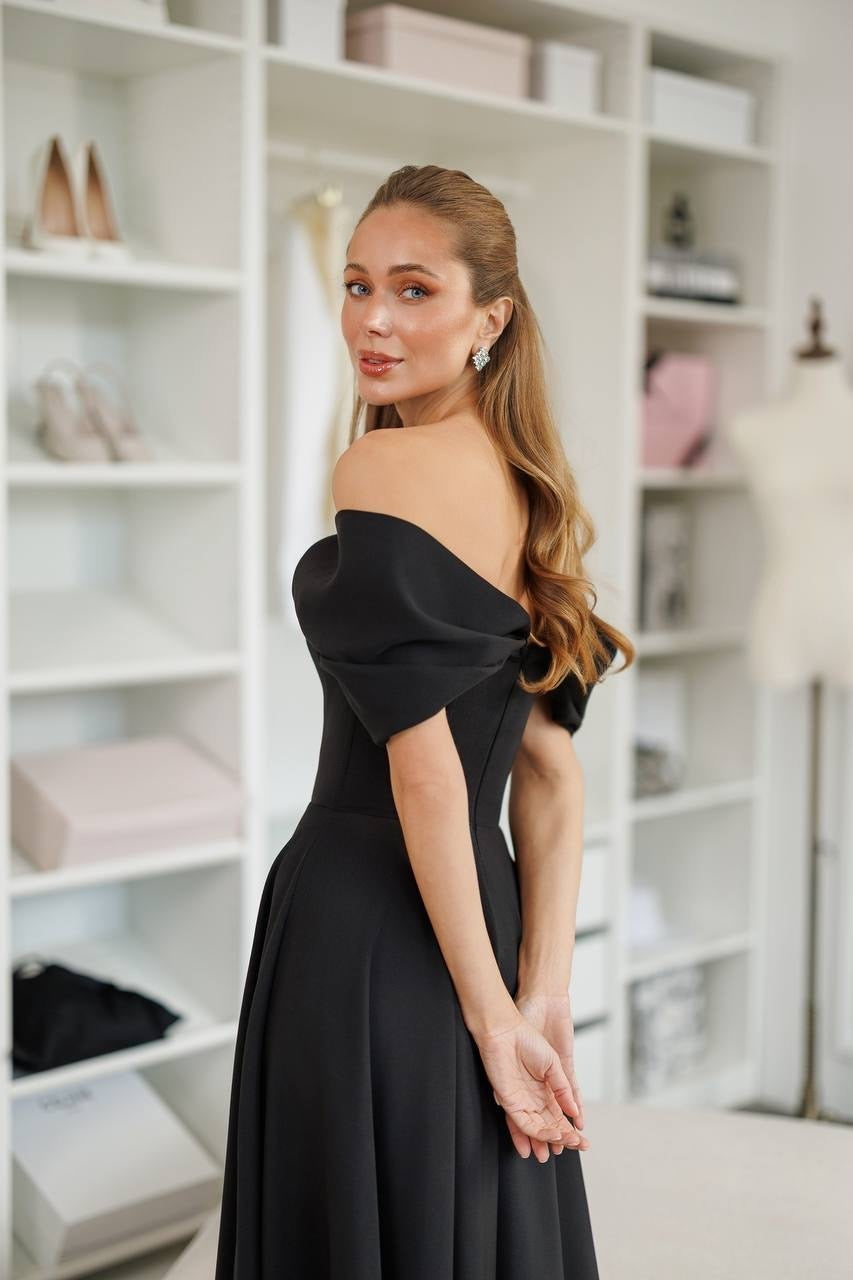 Sophisticated Midi Dress