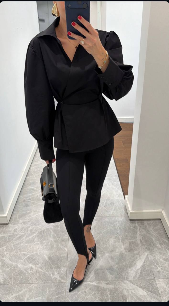 Shirt with a Waist Accent✨