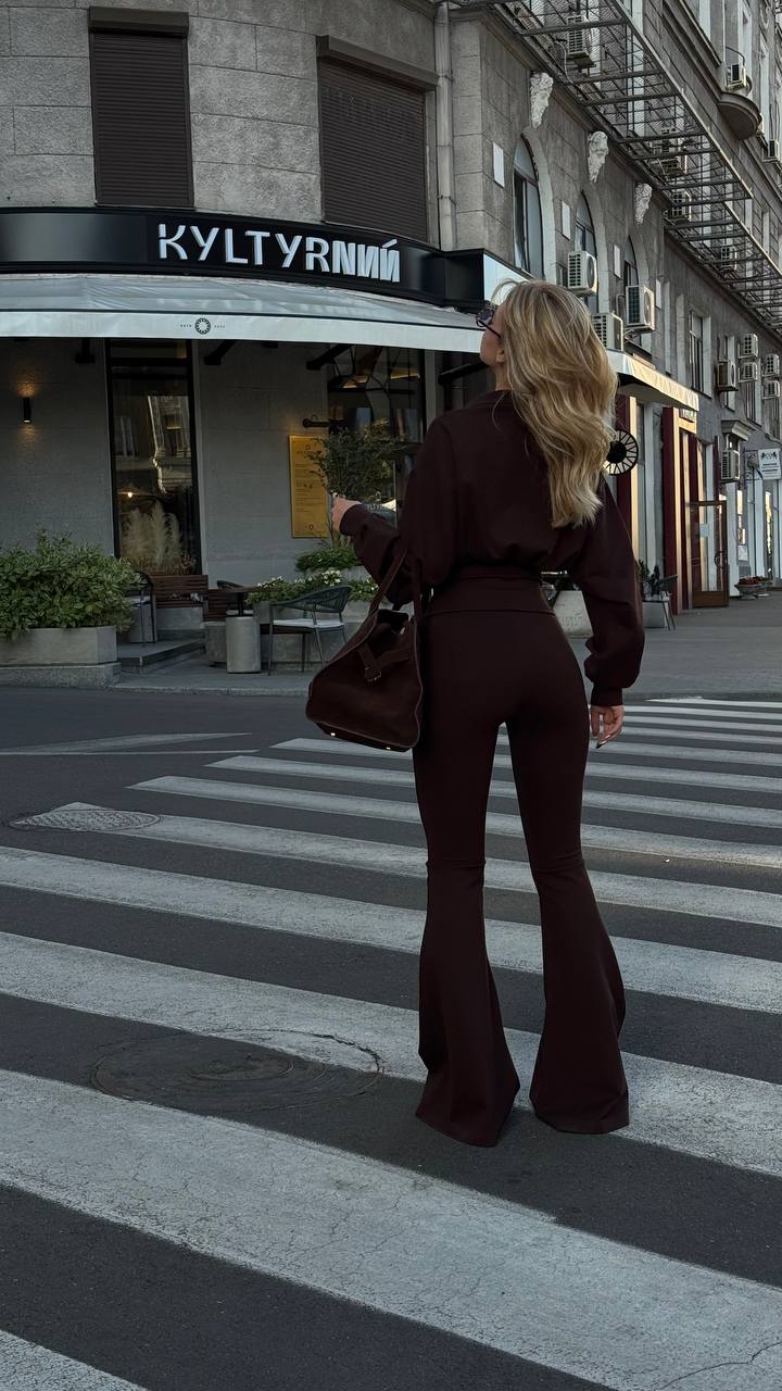 A Set That Works Wonders for Your Figure