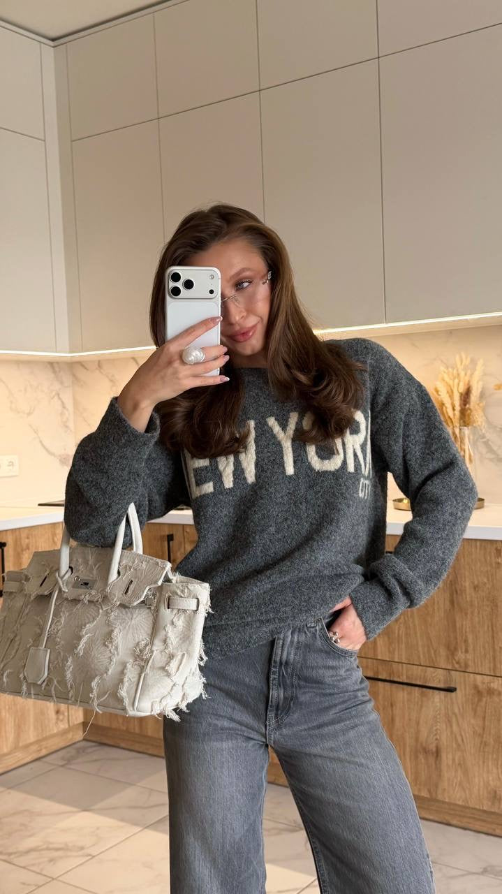 "NEW YORK" Sweater