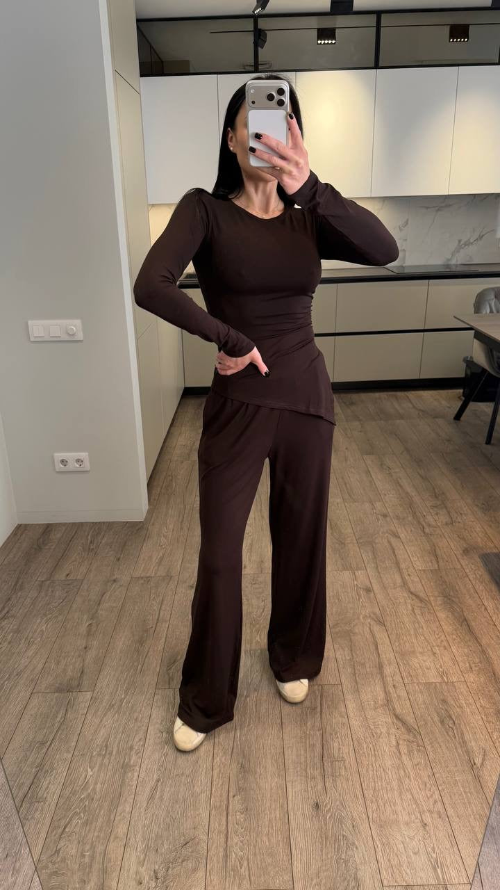 Viscose set with asymmetric design