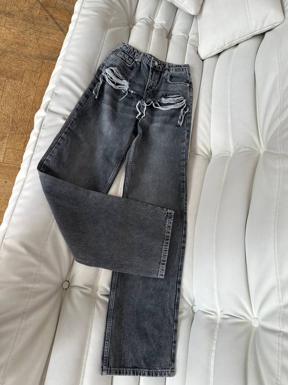 Wide-leg jeans