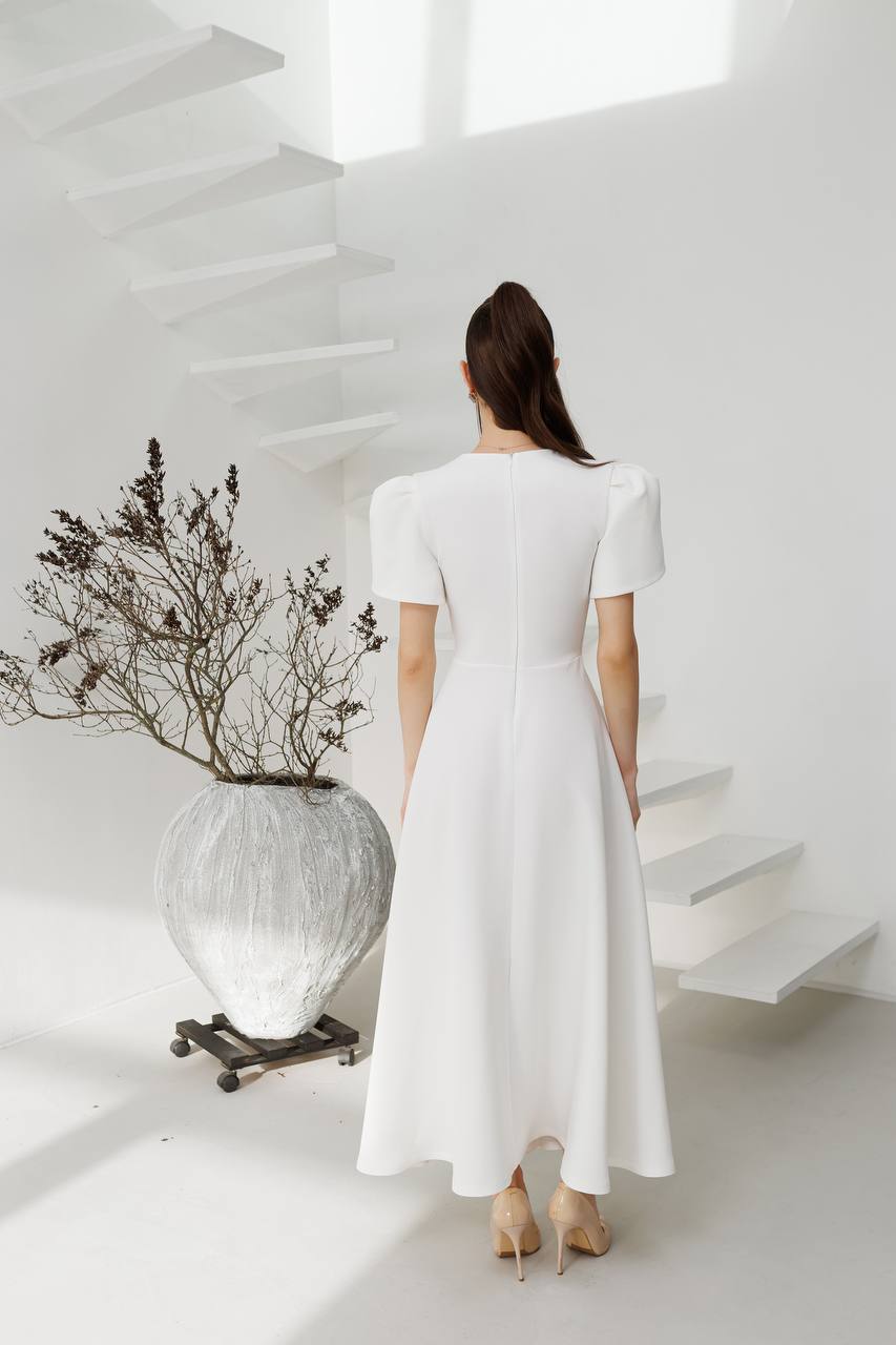 Elegant midi dress