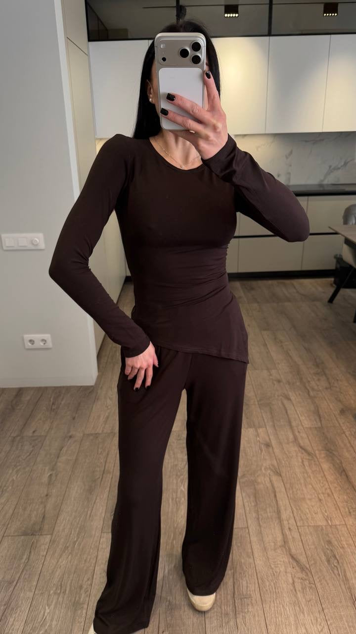 Viscose set with asymmetric design