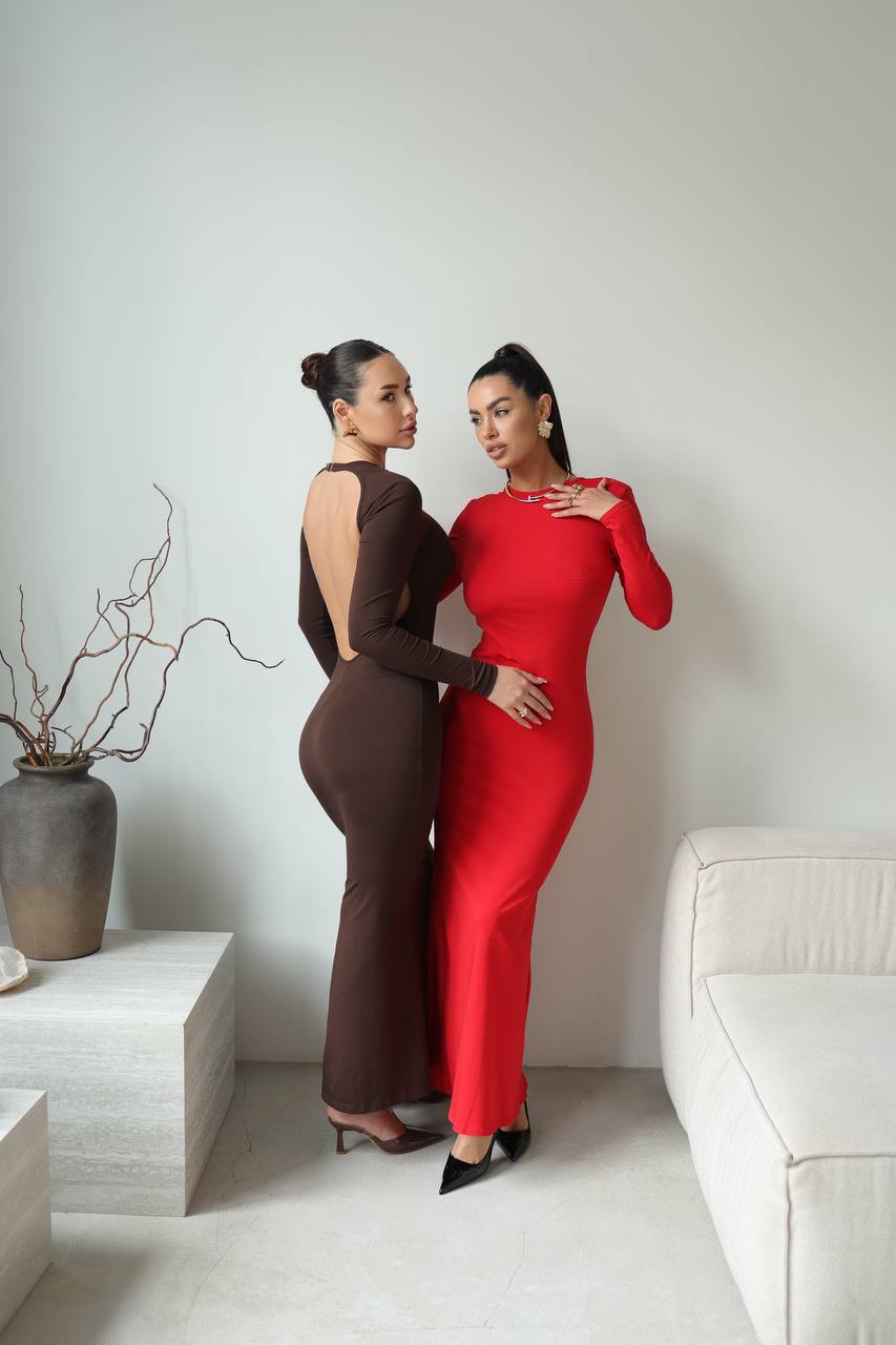 Minimalist Fitted Knit Dress