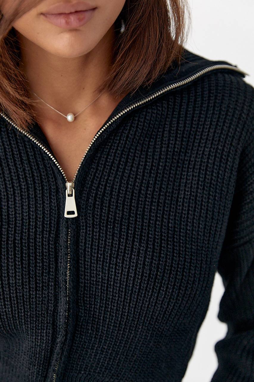 Stylish knitted zip-up sweater
