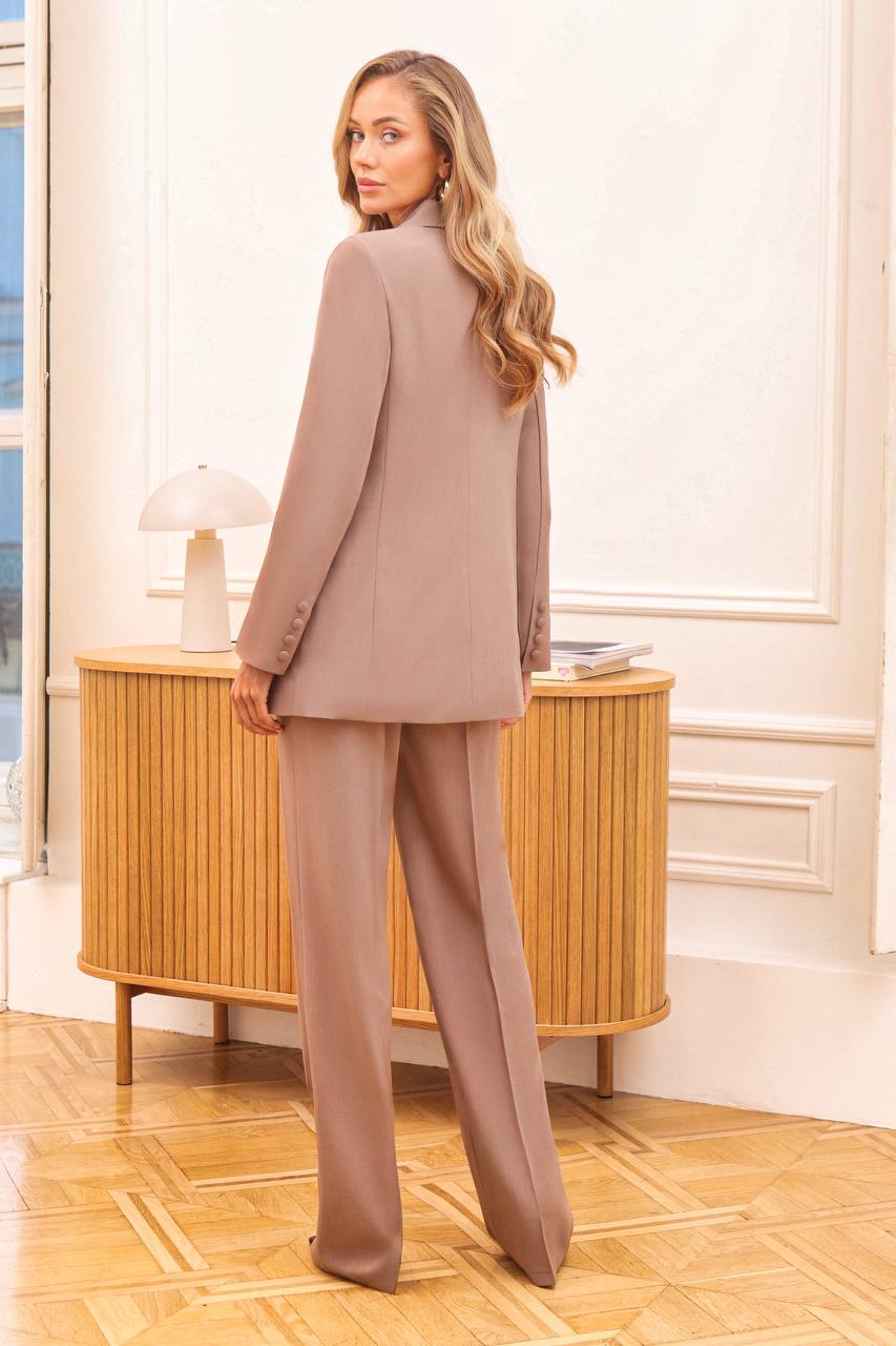 Suit