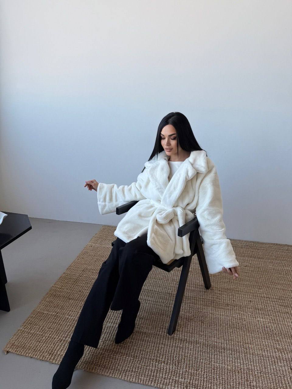 Stylish faux fur coat with lining ✨