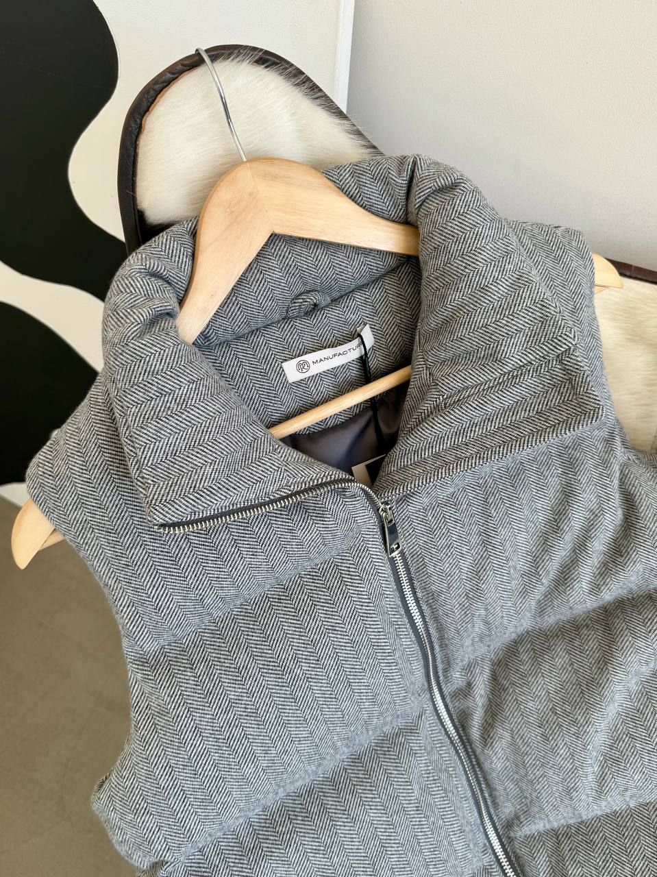 Zip-Up Cashmere Vest