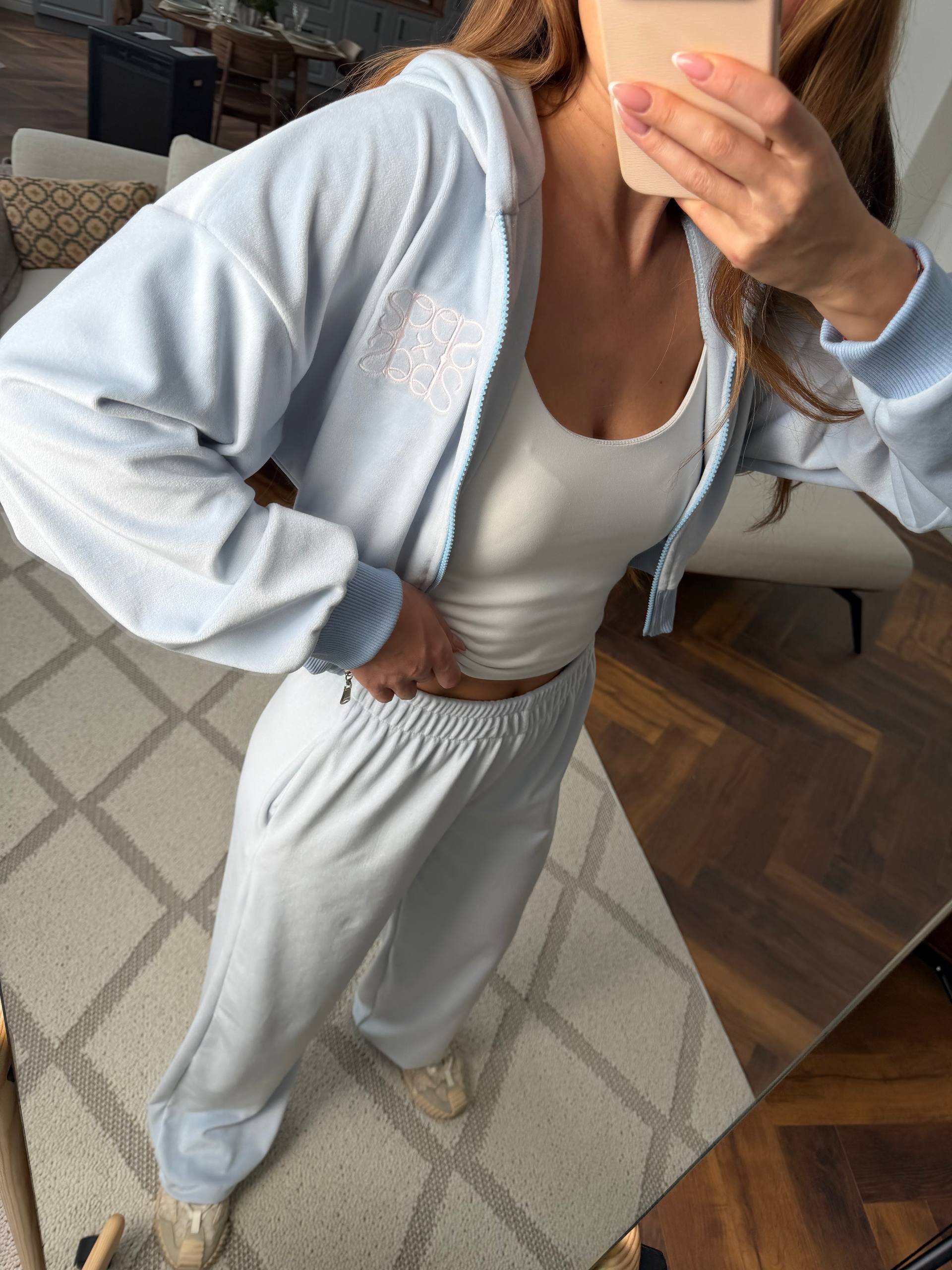 Velour set with embroidery✨