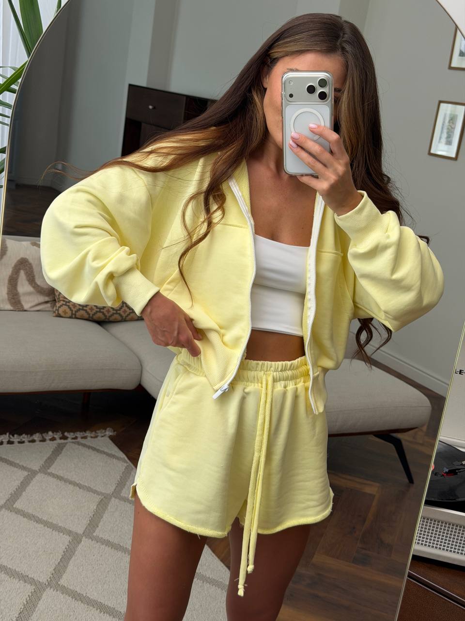 Comfortable Set