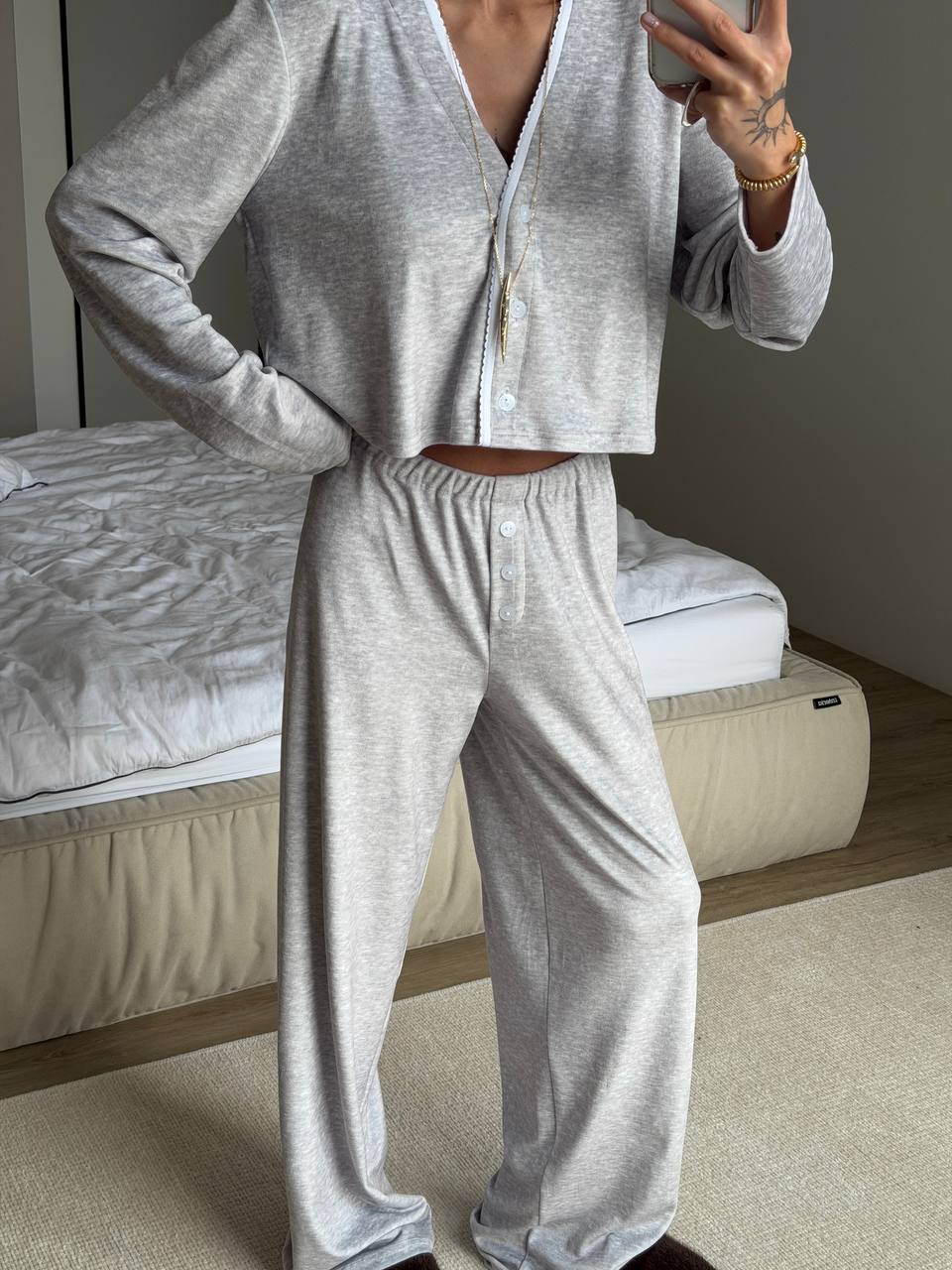 3-piece lounge set (hoodie + top + pants) ✨