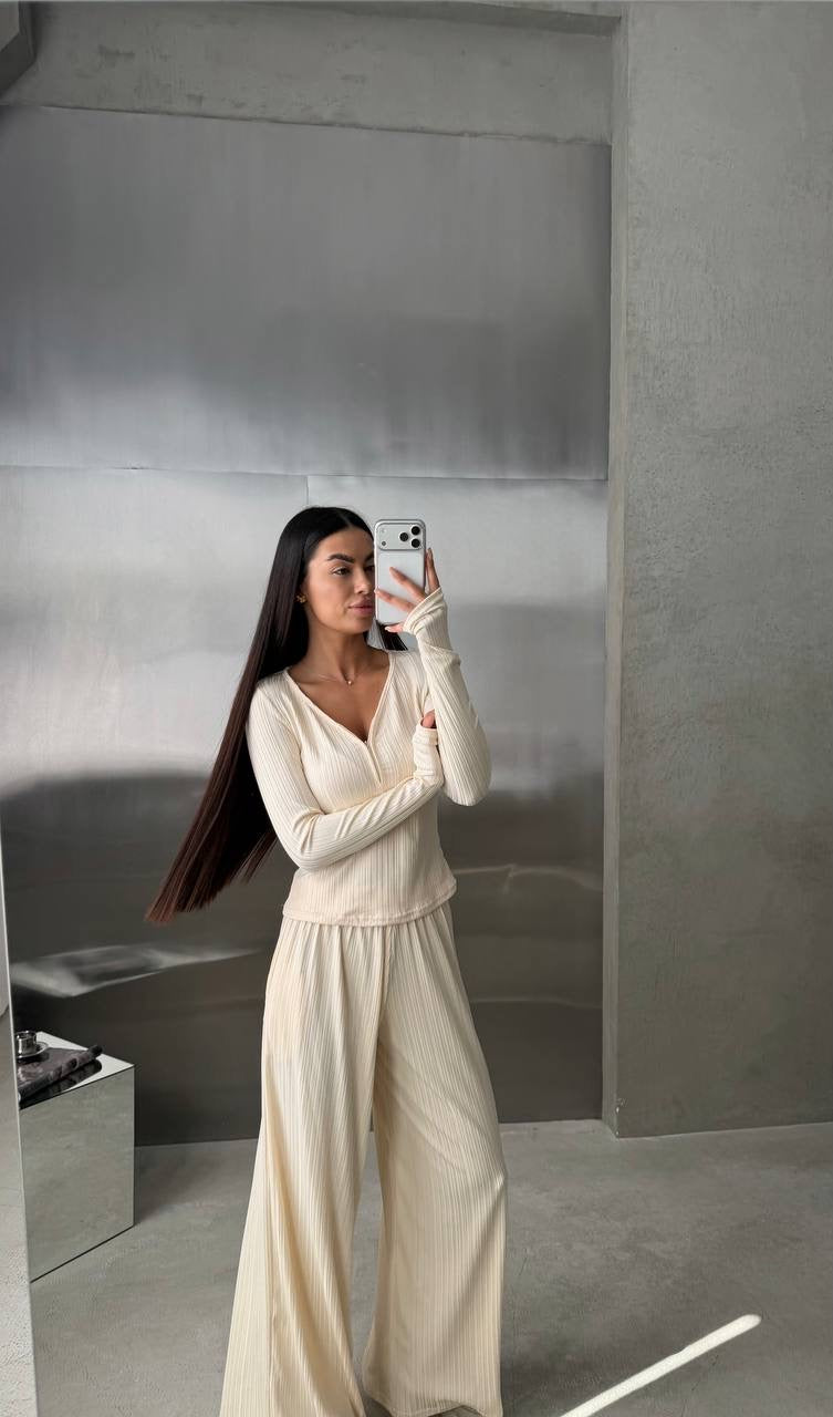 Ribbed Knit Set with Zip-Up Top