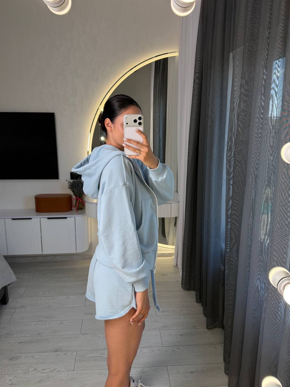 Comfortable Set