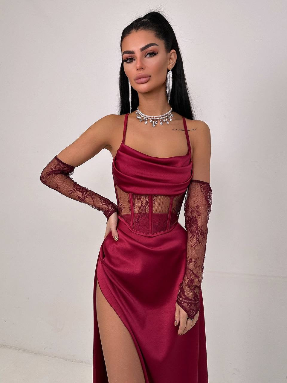 Set: corset + gloves + maxi skirt
