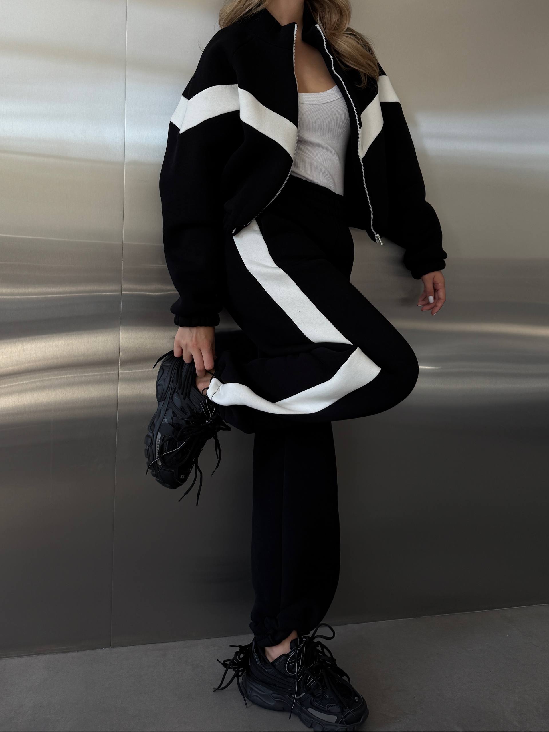 High-Quality Stylish Suit with Accent Inserts