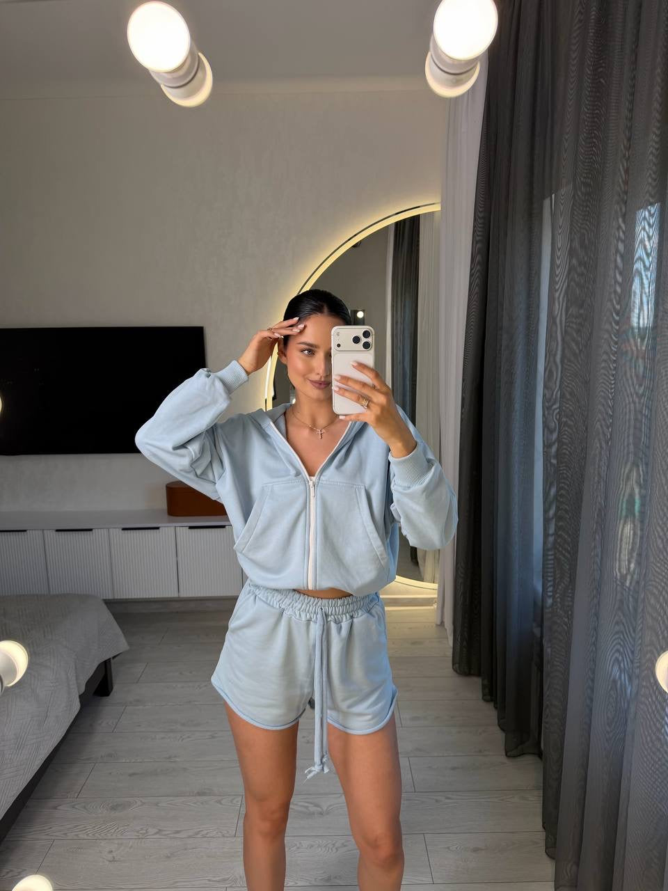 Comfortable Set