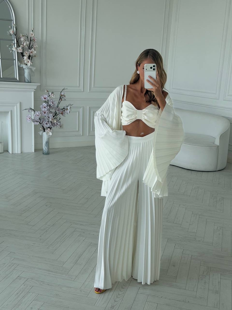 Suit (Cape, Pants, and Top)