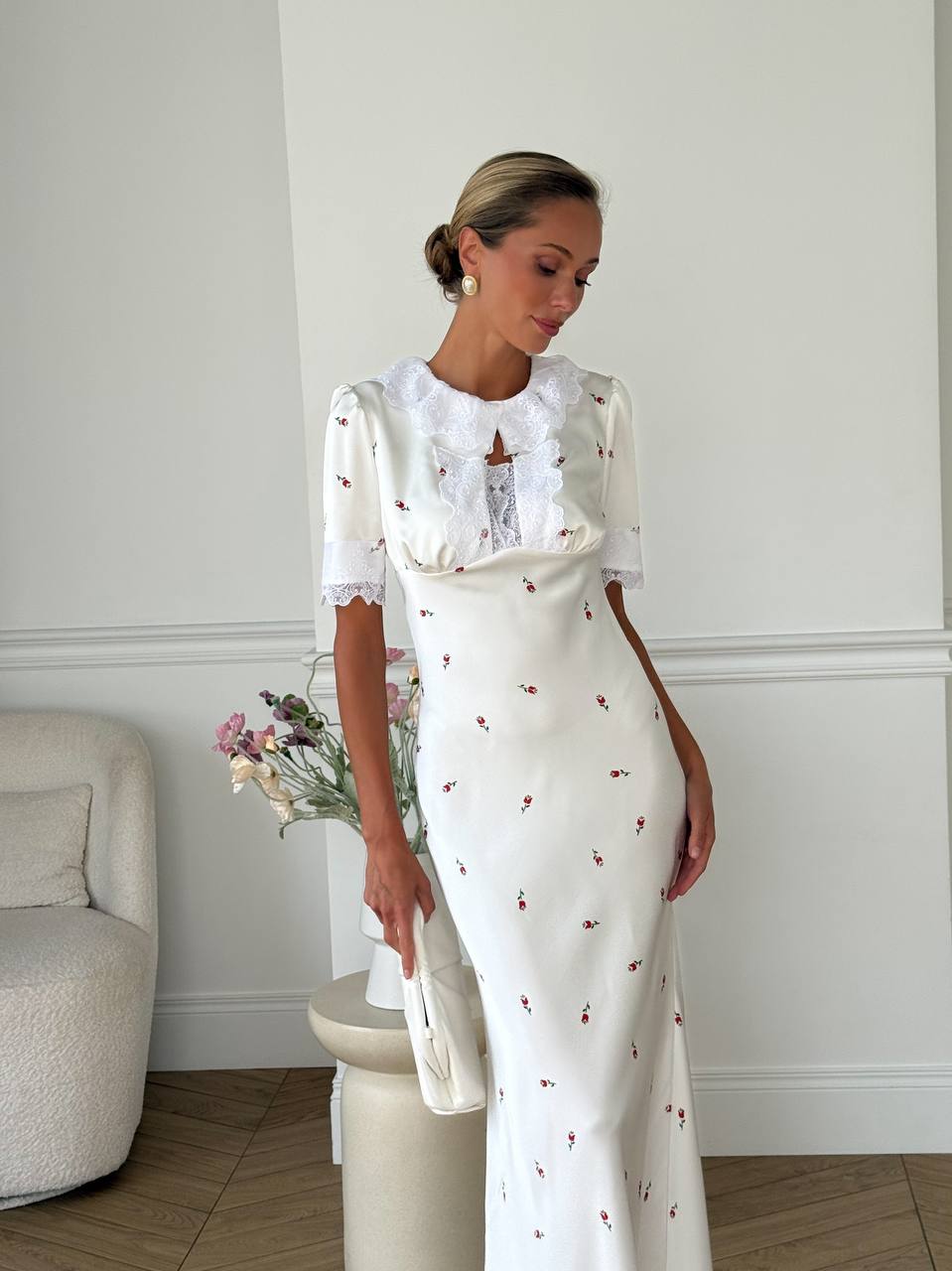 Romantic Satin Dress "Lace"