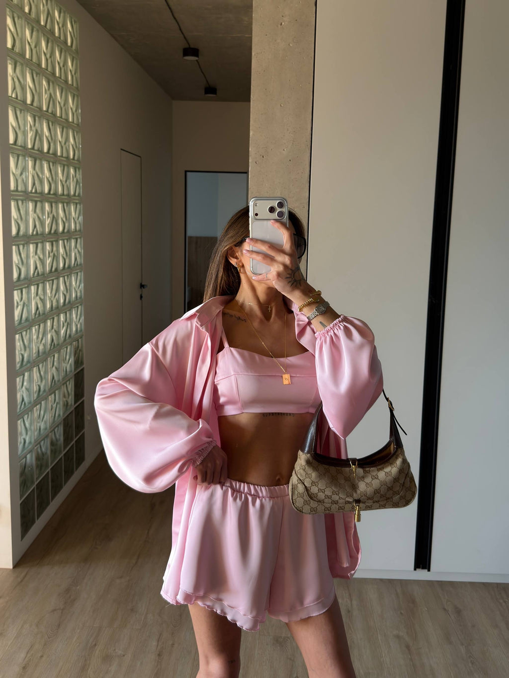 Premium Silk Set