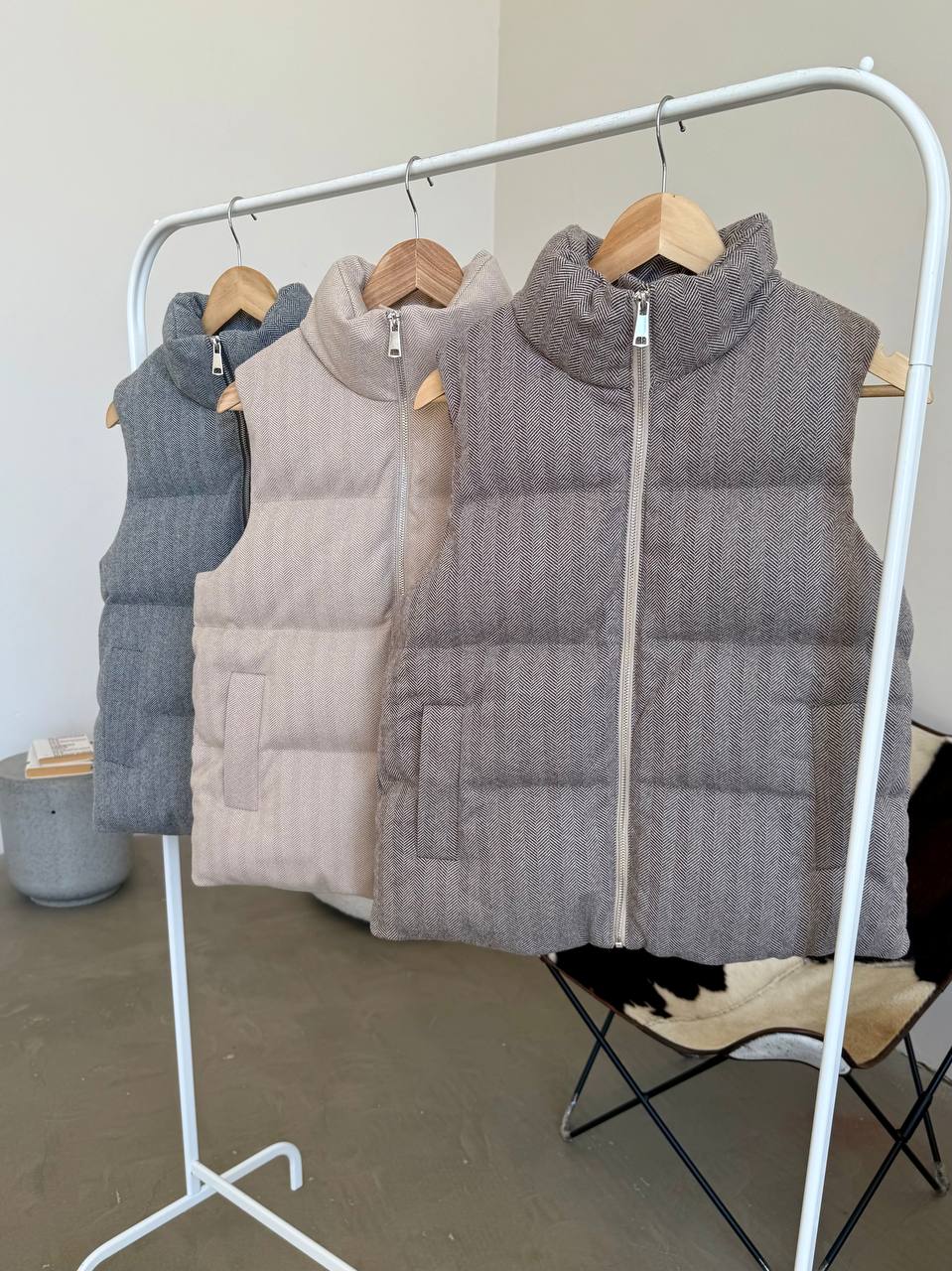 Zip-Up Cashmere Vest