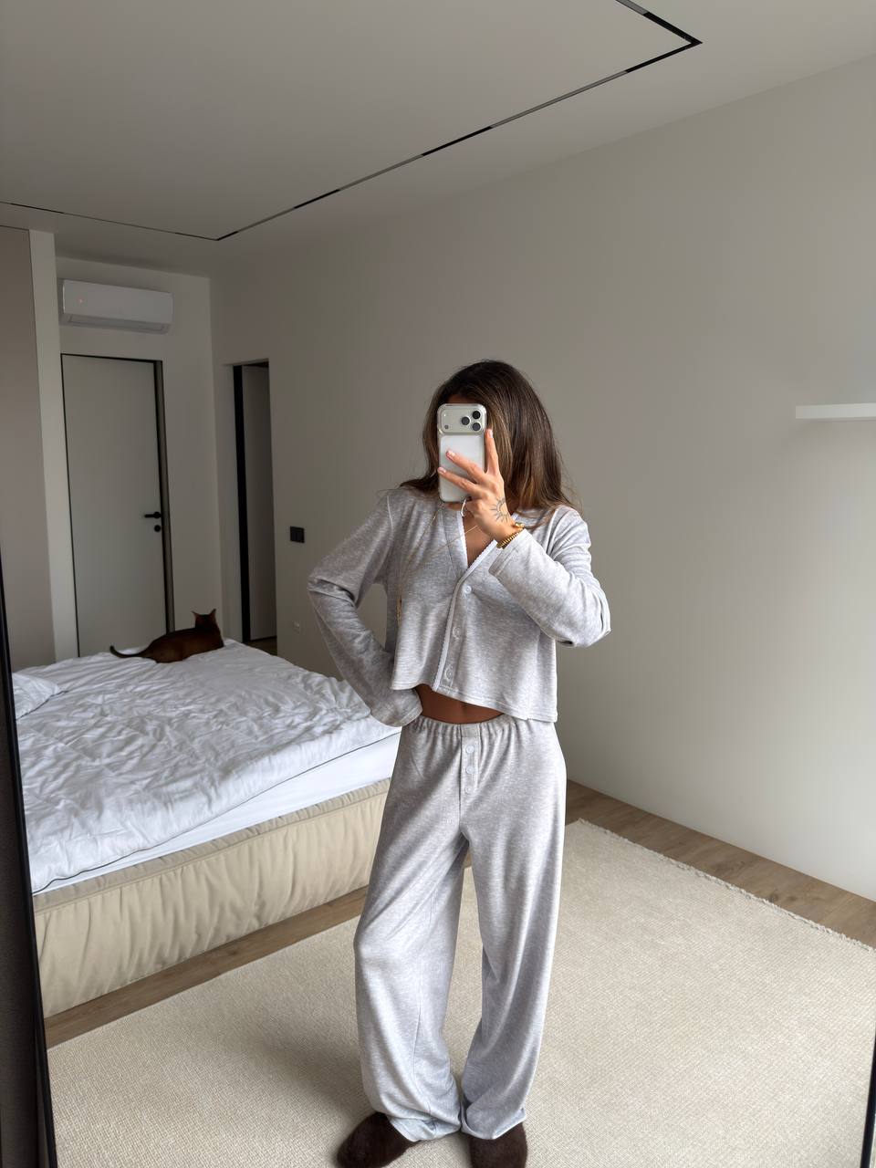 3-piece lounge set (hoodie + top + pants) ✨