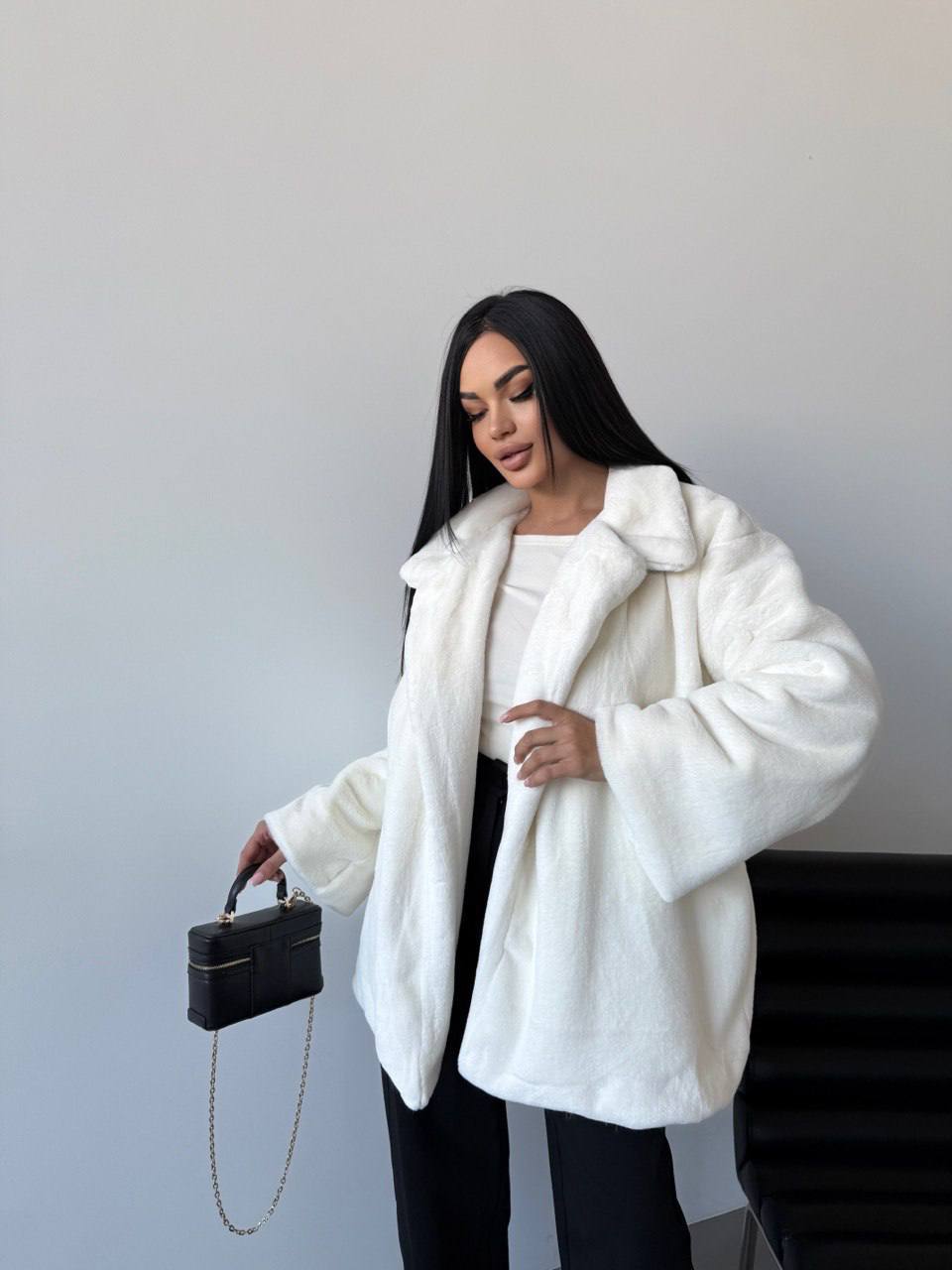 Stylish faux fur coat with lining ✨