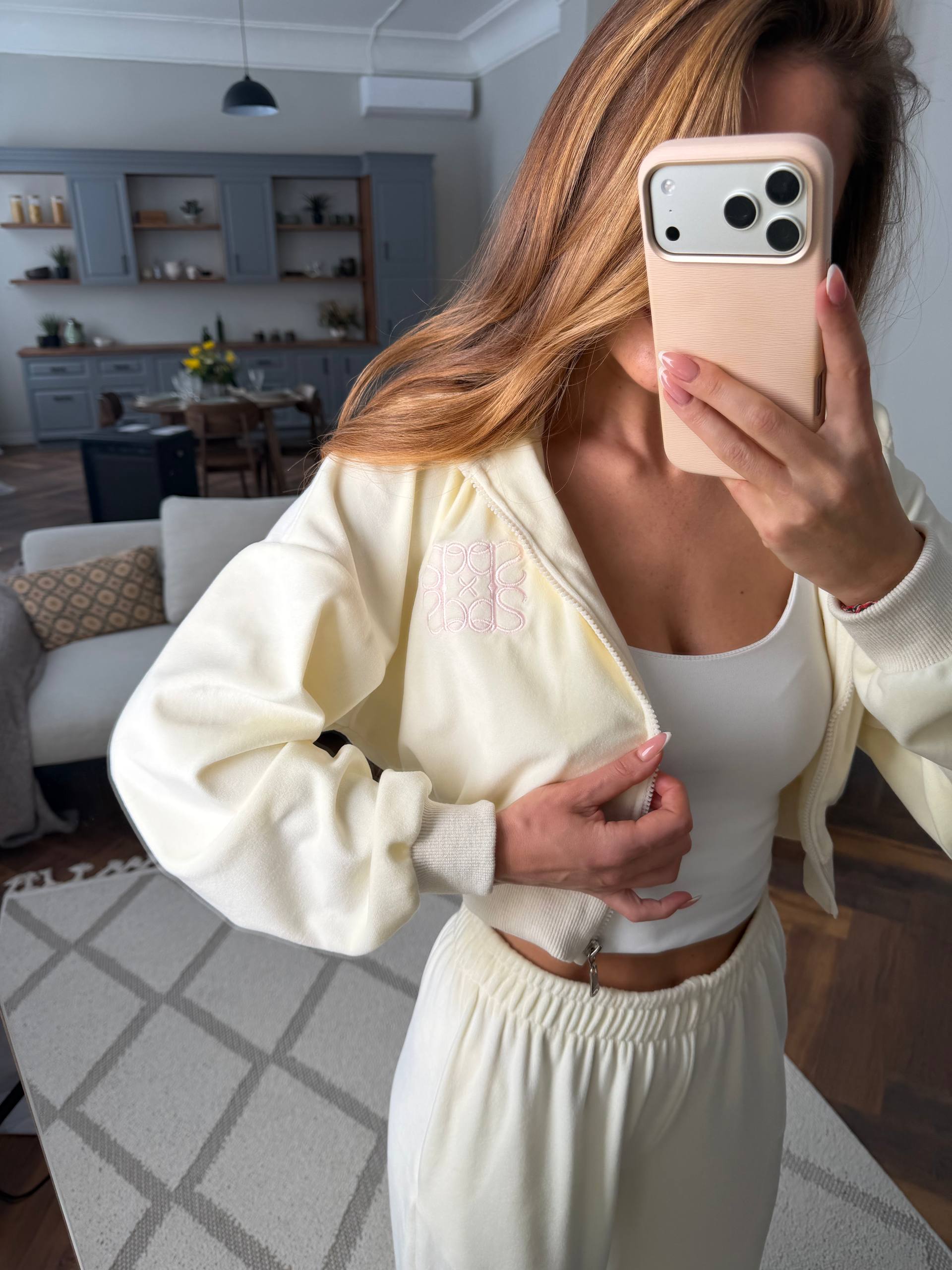 Velour set with embroidery✨