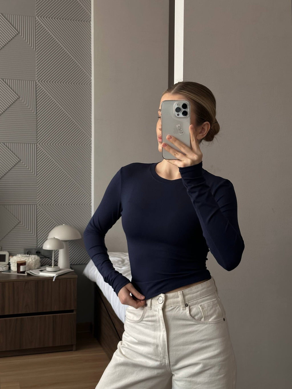 Basic long-sleeve