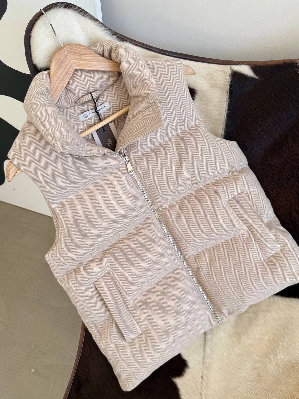 Zip-Up Cashmere Vest
