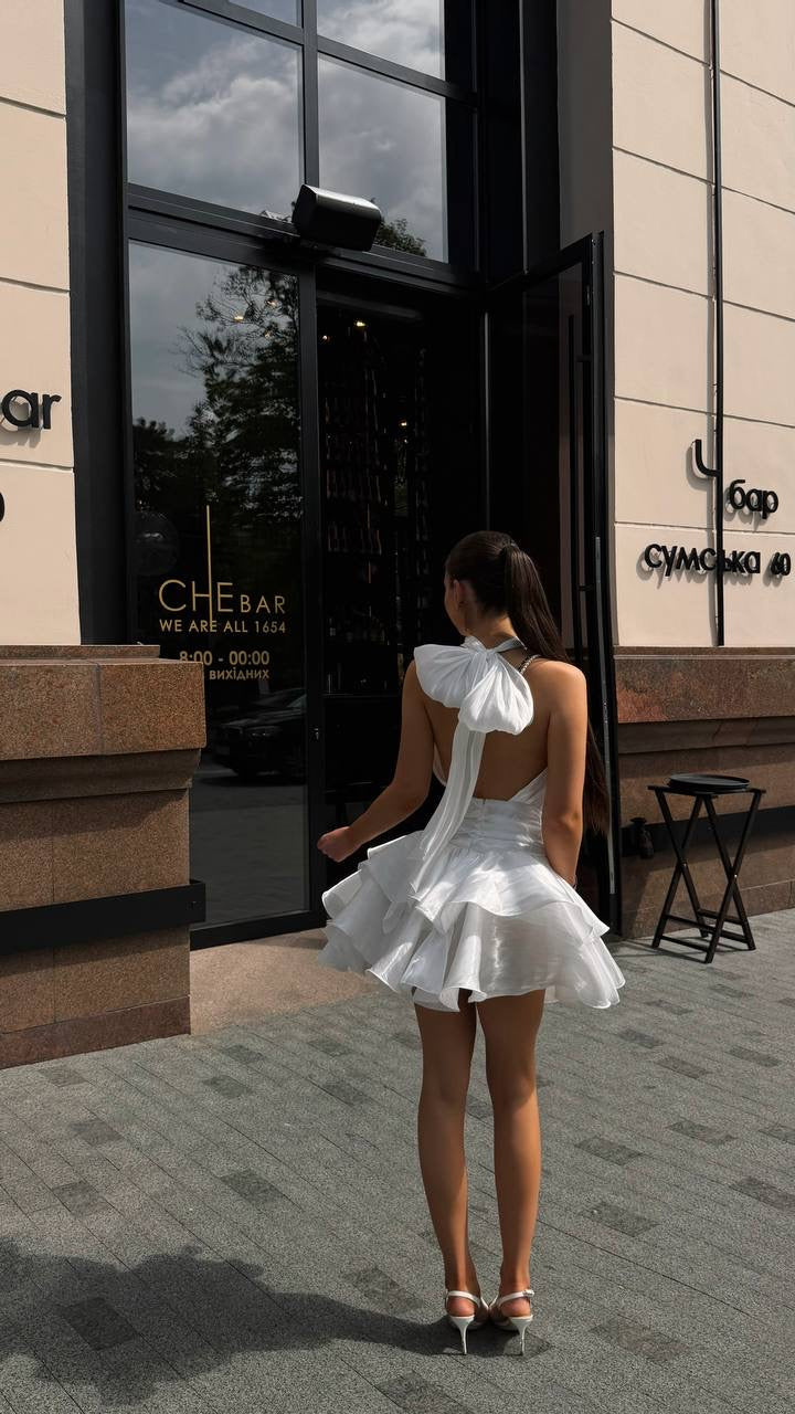 Chic Open-Back Set