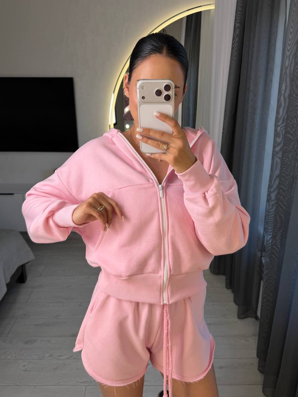Comfortable Set