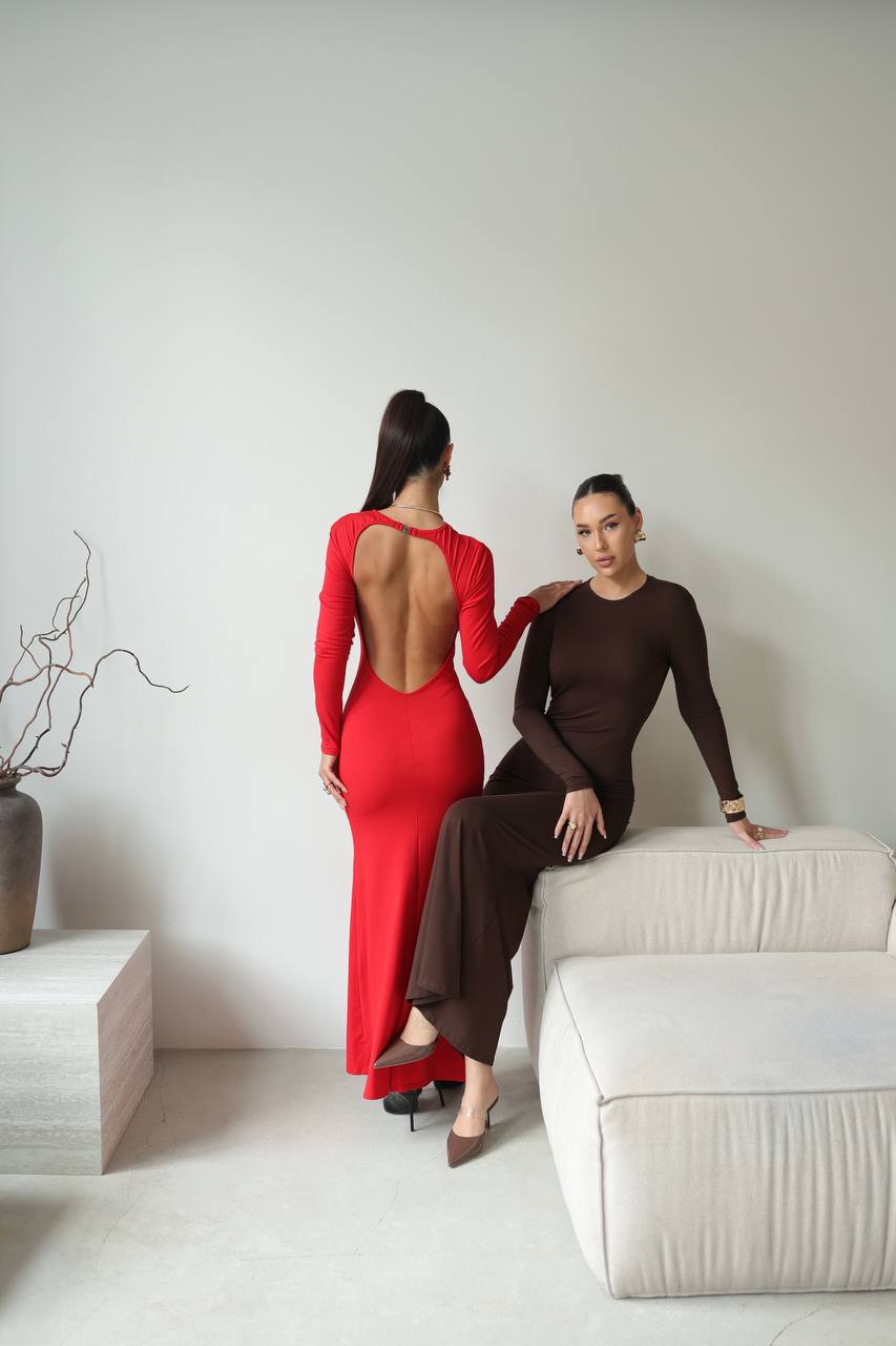 Minimalist Fitted Knit Dress