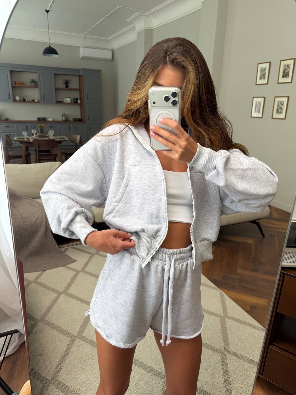 Comfortable Set