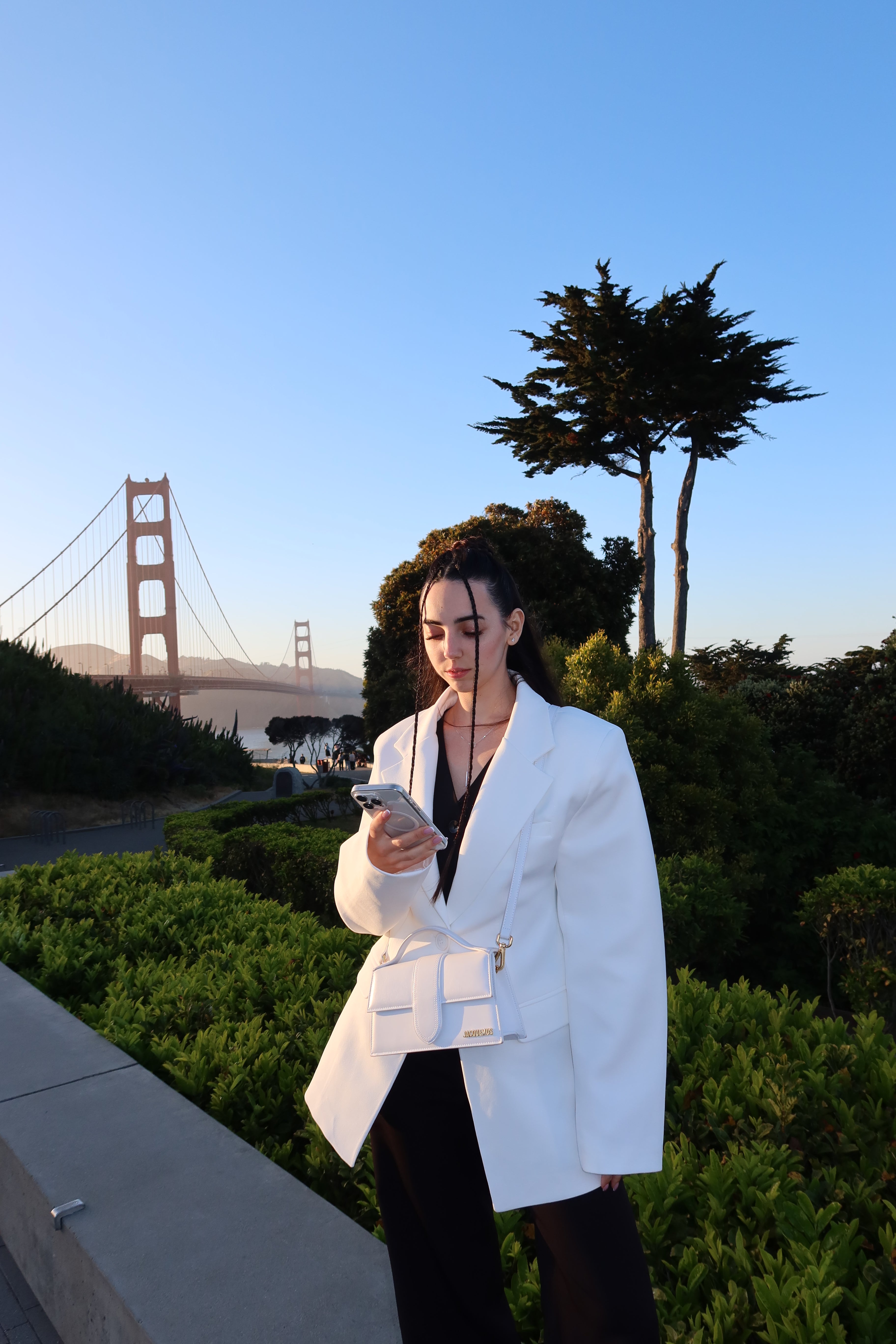 Waist-Emphasizing Blazer