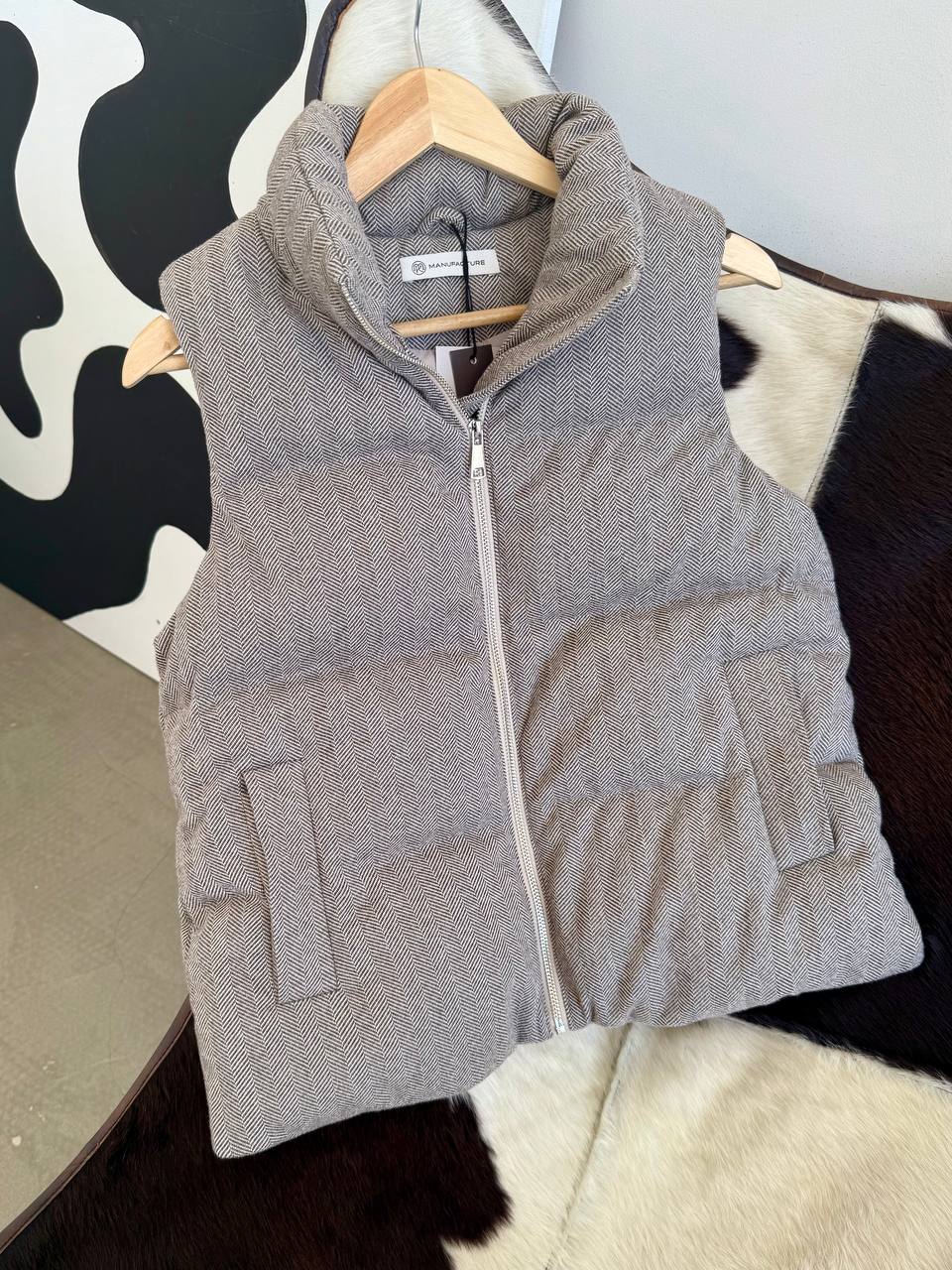 Zip-Up Cashmere Vest