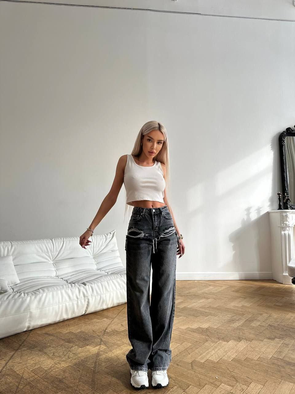 Wide-leg jeans