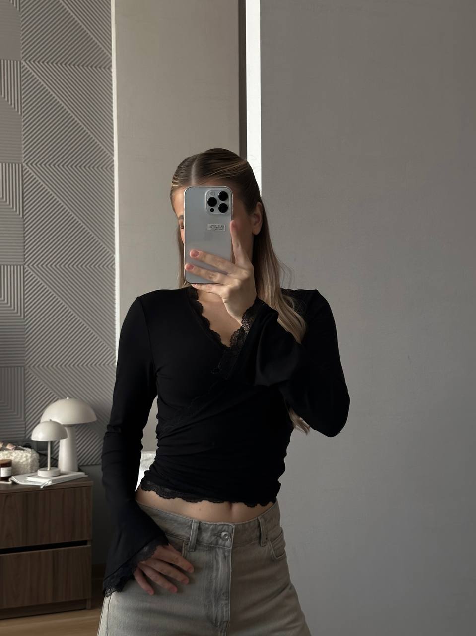 The same trendy lace tops