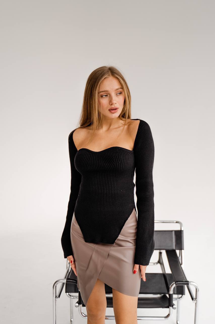 Ribbed Knit Long-Sleeve